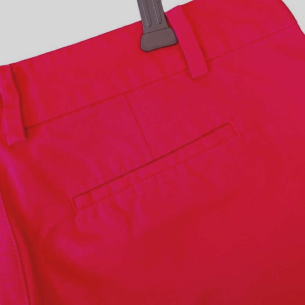 Banana Republic Red Cotton Linen Shorts in Size 6 - Picture 3 of 5